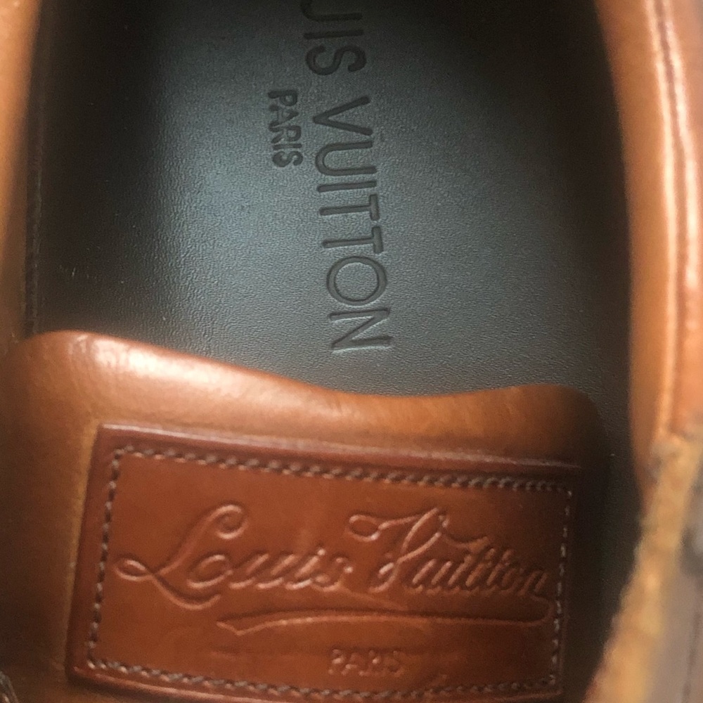 Brown Louis Vuitton sneakers - Picture 6 of 8